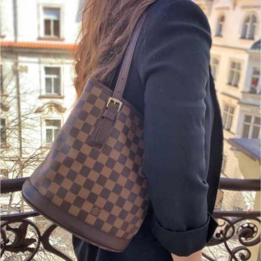 Louis Vuitton Brown Damier Ebene Marais Bucket Shoulder Bag - Picture 2 of 16